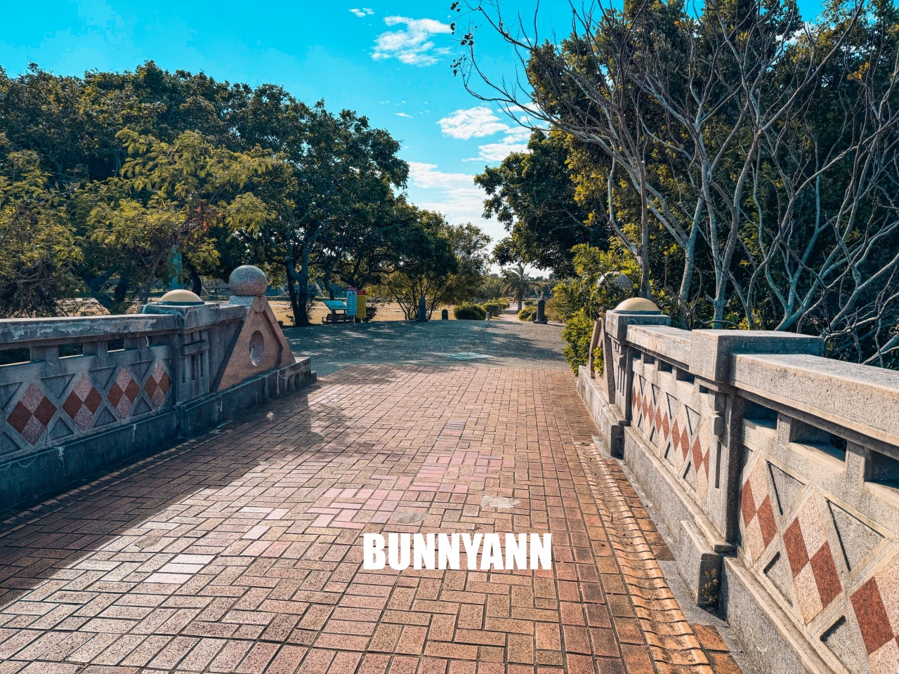 台中親子【台中都會公園】草地野餐、騎腳踏車、放風箏,免門票一日遊攻略。 台中親子【台中都會公園】草地野餐、騎腳踏車、放風箏,免門票一日遊攻略。