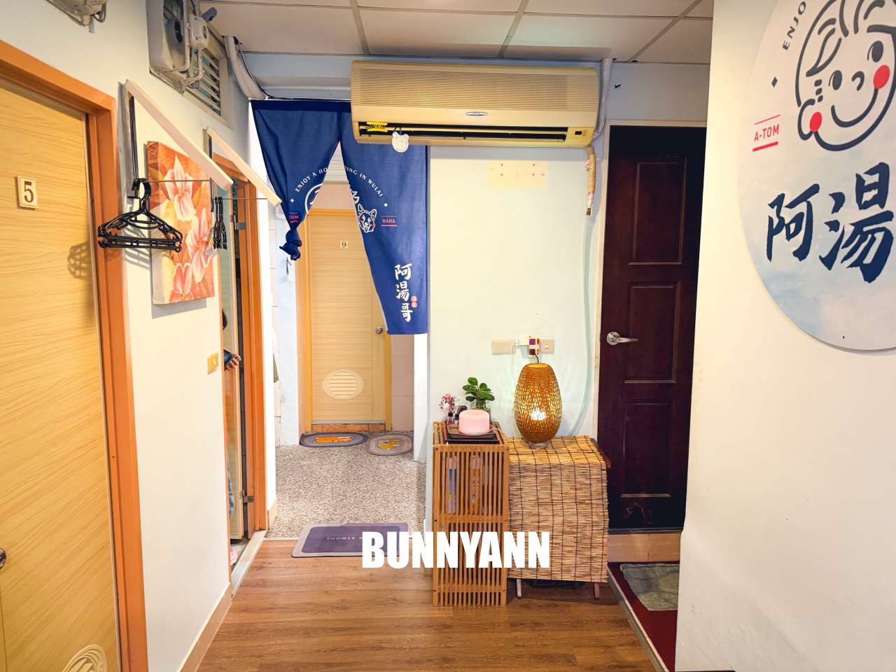 烏來【阿湯哥溫泉】湯屋內有電視加上河景的平價溫泉湯屋