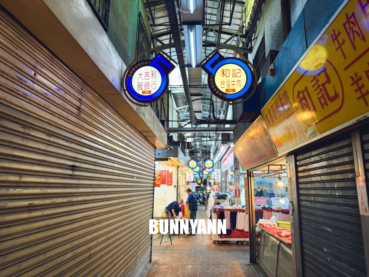 台中【陳記蚵仔麵線】第五市場超人氣蚵仔大腸麵線糊一賣就是30年 台中【陳記蚵仔麵線】第五市場超人氣蚵仔大腸麵線糊一賣就是30年