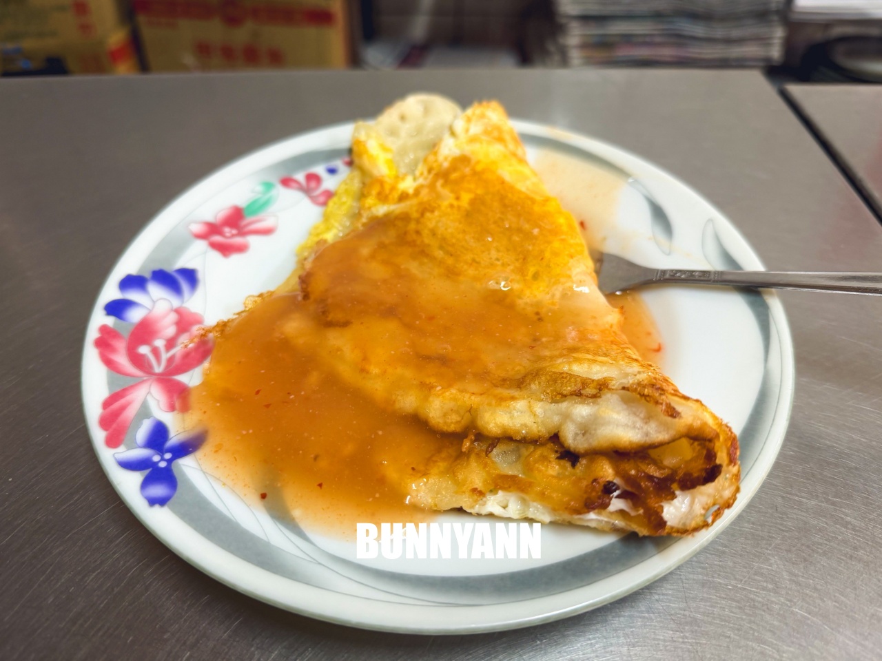 新北淡水【吳家阿給蛋餅】在地人激推的隱藏版早餐,粉漿蛋餅軟Q必點,獨門醬汁超開胃! 新北淡水【吳家阿給蛋餅】在地人激推的隱藏版早餐,粉漿蛋餅軟Q必點,獨門醬汁超開胃!