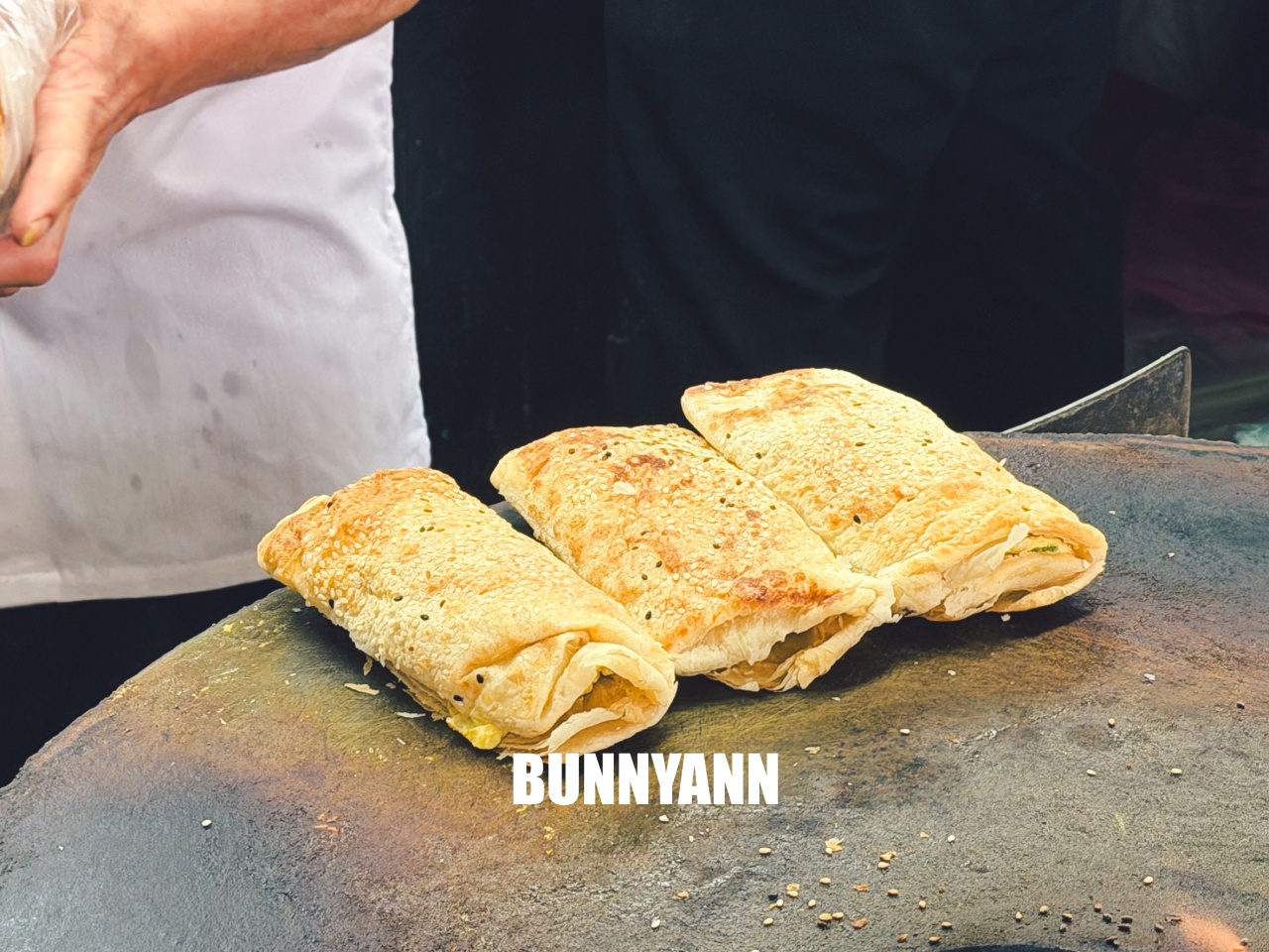 台北大安永和豆漿大王，老台北人的深夜食堂與早點首選，必點小籠包與現煎蘿蔔糕！