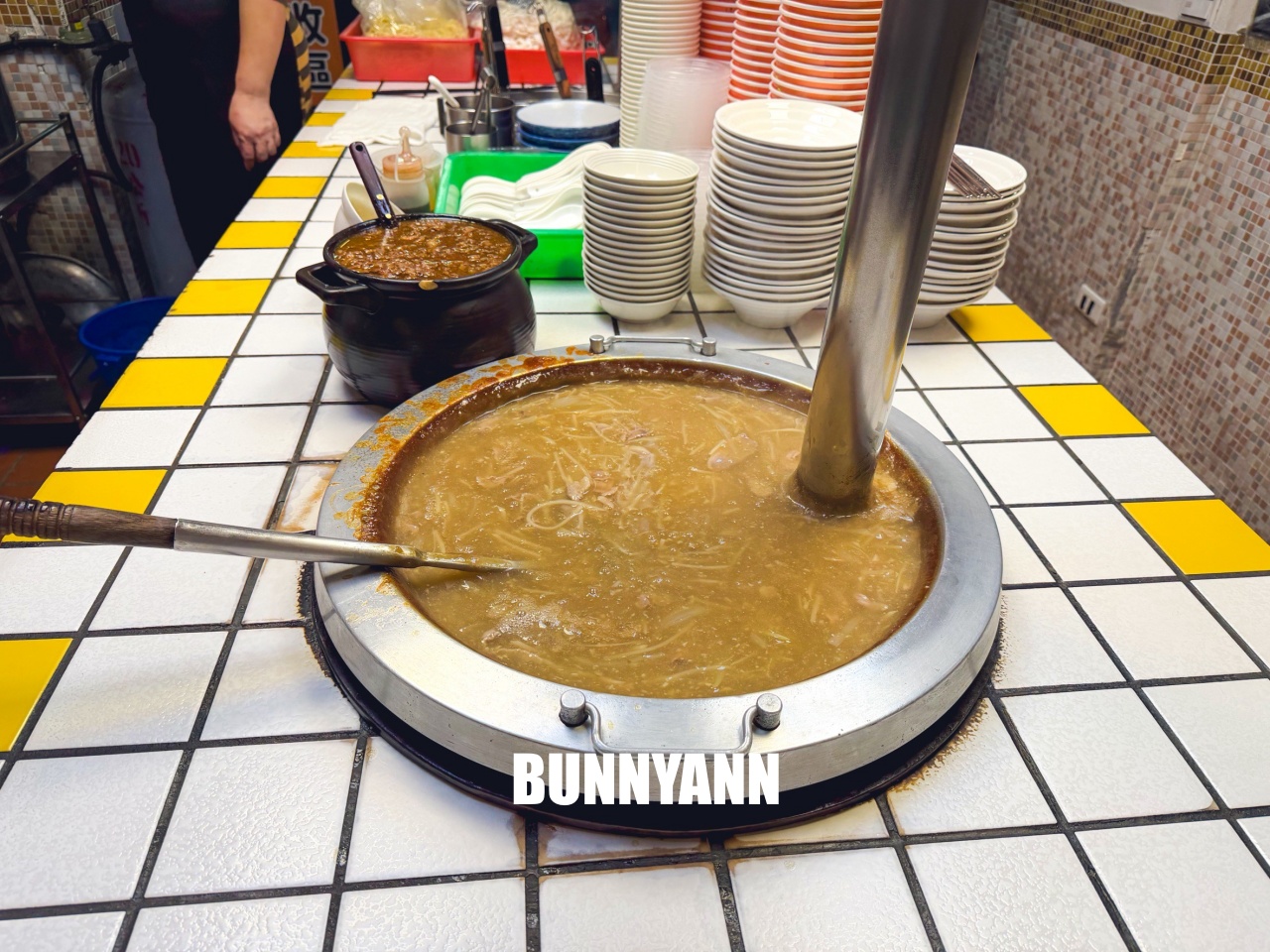 新店美食推薦【北鴨鴨肉羹】光明街最強鴨肉飯，奧運選手也愛吃這一味