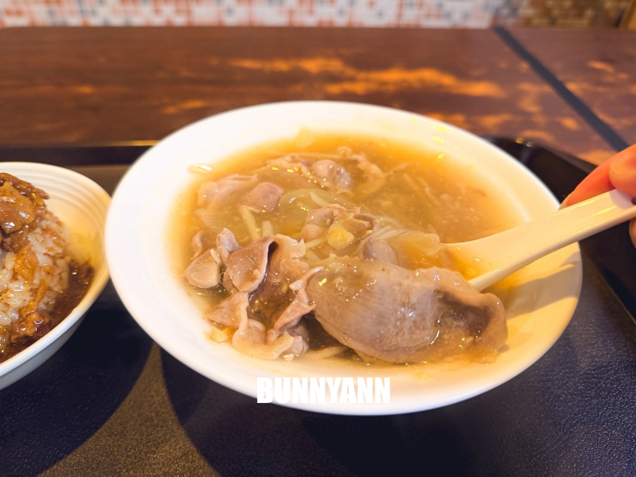 新店美食推薦【北鴨鴨肉羹】光明街最強鴨肉飯，奧運選手也愛吃這一味