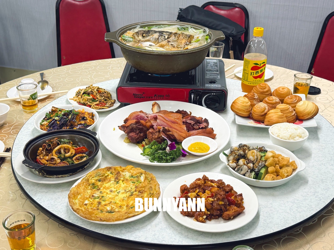 台北美食【湘鼎坊】經國先生御廚操刀！超狂砂鍋魚頭750元吃到撐，熱炒CP值高到嚇人。