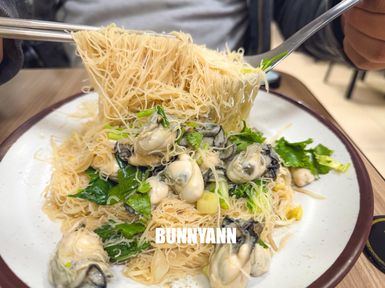 新竹美食「竹蓮什錦麵」,超大碗古早味什錦麵,在地人推爆的排隊老店,必點酥脆炸肉! 新竹美食「竹蓮什錦麵」,超大碗古早味什錦麵,在地人推爆的排隊老店,必點酥脆炸肉!