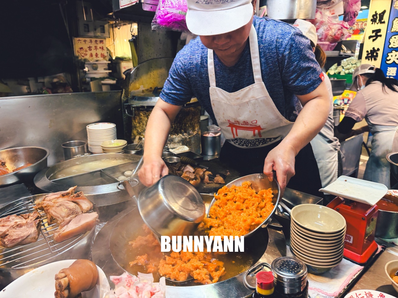 基隆美食【基隆廟口22號蝦仁羹豬腳】必吃人氣老攤，Q彈又入味的豬腳太銷魂！