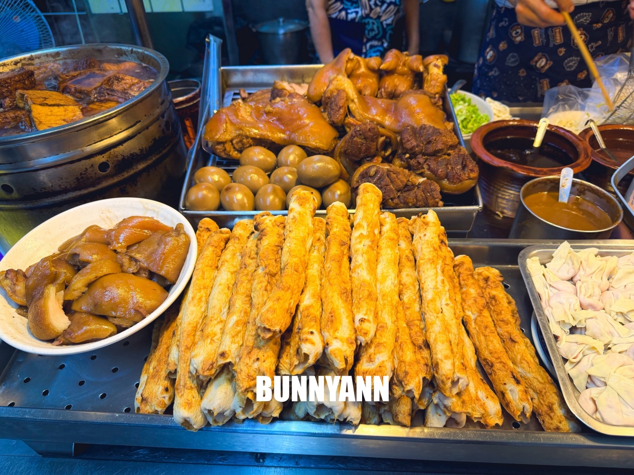 基隆美食【長腳麵食】隱藏巷弄的超強豬腳麵,在地人大推的500碗得獎名店! 基隆美食【長腳麵食】隱藏巷弄的超強豬腳麵,在地人大推的500碗得獎名店!