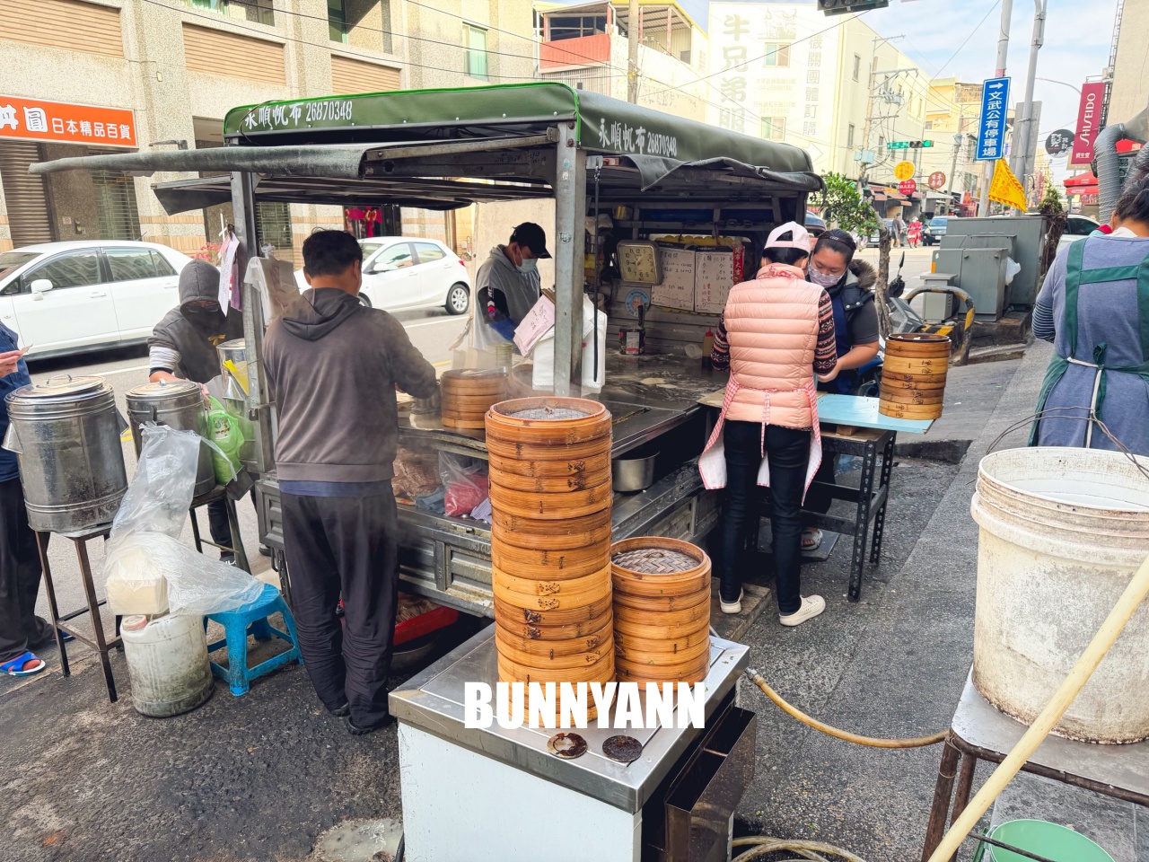 大甲美食推薦「阿嘉小籠包」現包現蒸，滿滿蔥肉內餡超多汁！