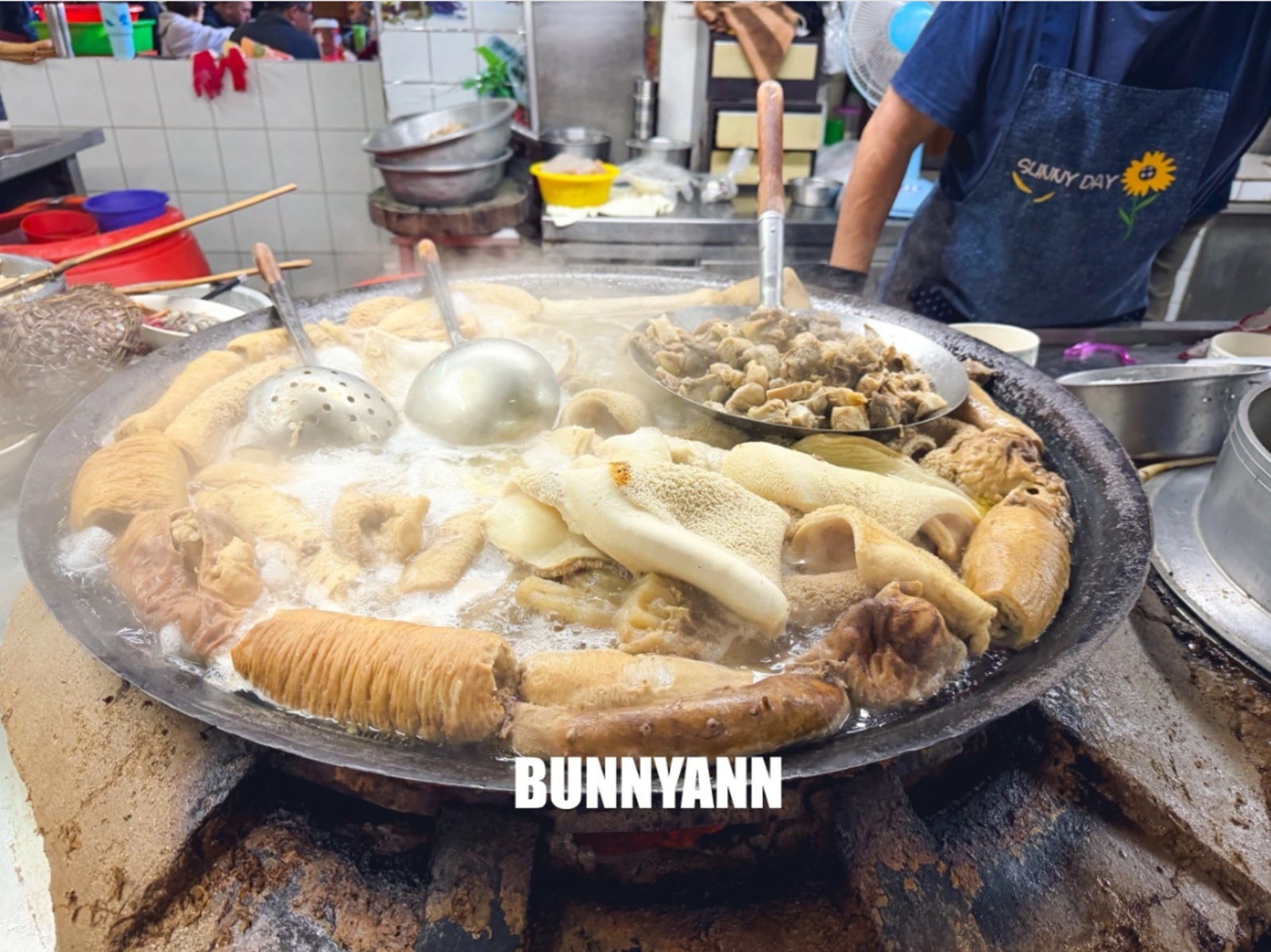 嘉義王媽媽牛雜湯