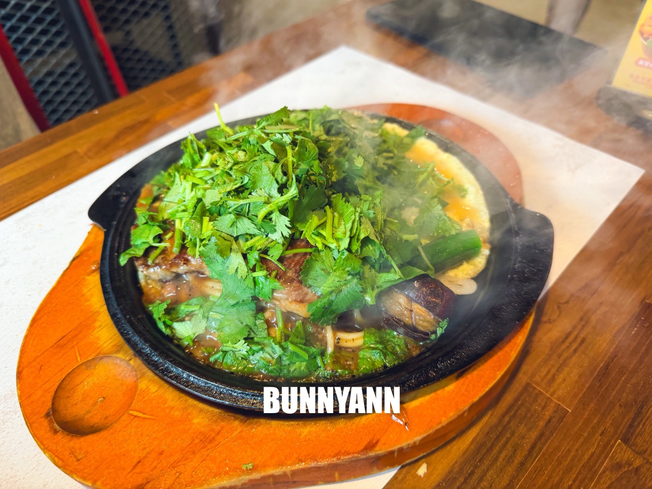 宜蘭【來來牛排館】牛排的肉質鮮嫩多汁,價格也很實在,CP值真的超高! 宜蘭【來來牛排館】牛排的肉質鮮嫩多汁,價格也很實在,CP值真的超高!