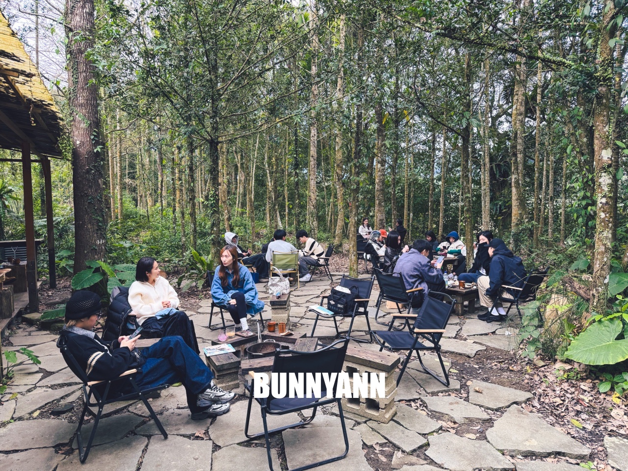 坪林森林系秘境！那個咖啡吧，隱身在山林裡的木造小屋，喝咖啡、康普茶，放空整個下午超Chill！