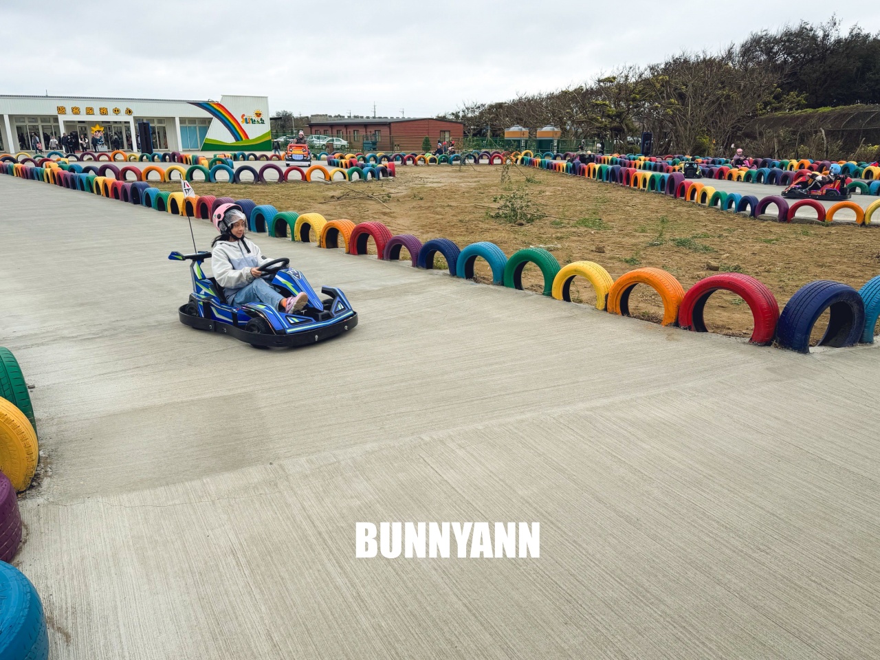 苗栗新景點！百變影城文創園區，穿越時空拍美照，還有卡丁車與蒸汽小火車玩到瘋！