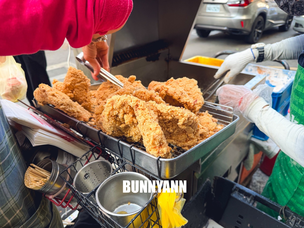 台北最強炸雞！一志雞排，隱藏巷弄的立法院三寶，脆皮多汁CP值超高！