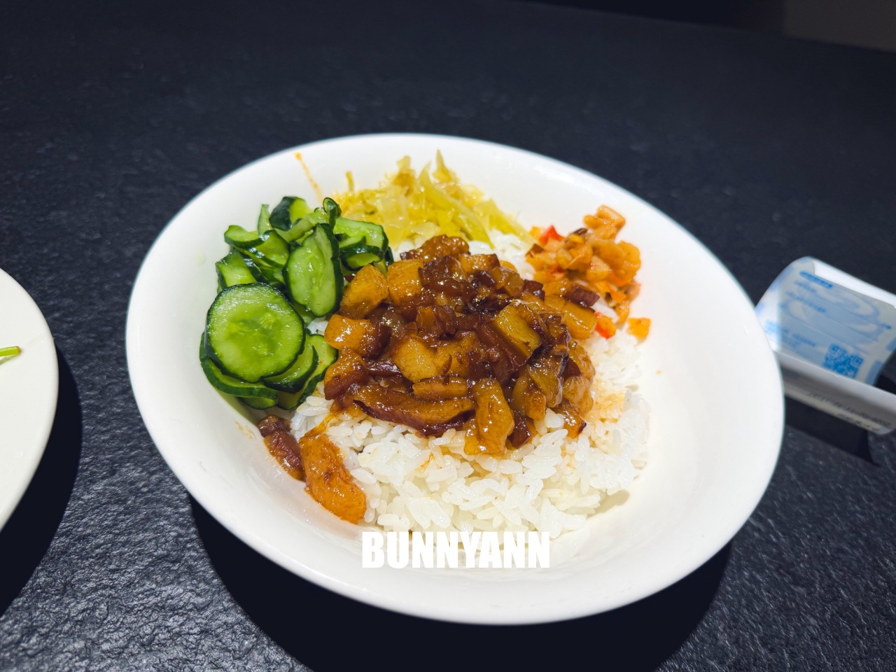 台北萬華美食「西門麵店銷魂豬腳飯」,油亮入味超下飯,西門町必吃超人氣老店! 台北萬華美食「西門麵店銷魂豬腳飯」,油亮入味超下飯,西門町必吃超人氣老店!