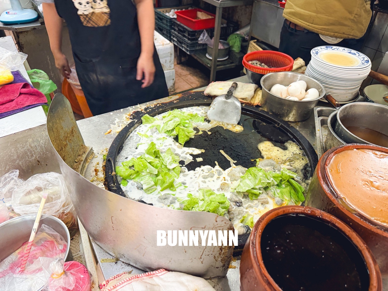 基隆「遠東蚵仔煎」在地人私藏名單,蚵仔大顆又鮮甜,蝦仁炒飯竟然也是隱藏版必點! 基隆「遠東蚵仔煎」在地人私藏名單,蚵仔大顆又鮮甜,蝦仁炒飯竟然也是隱藏版必點!