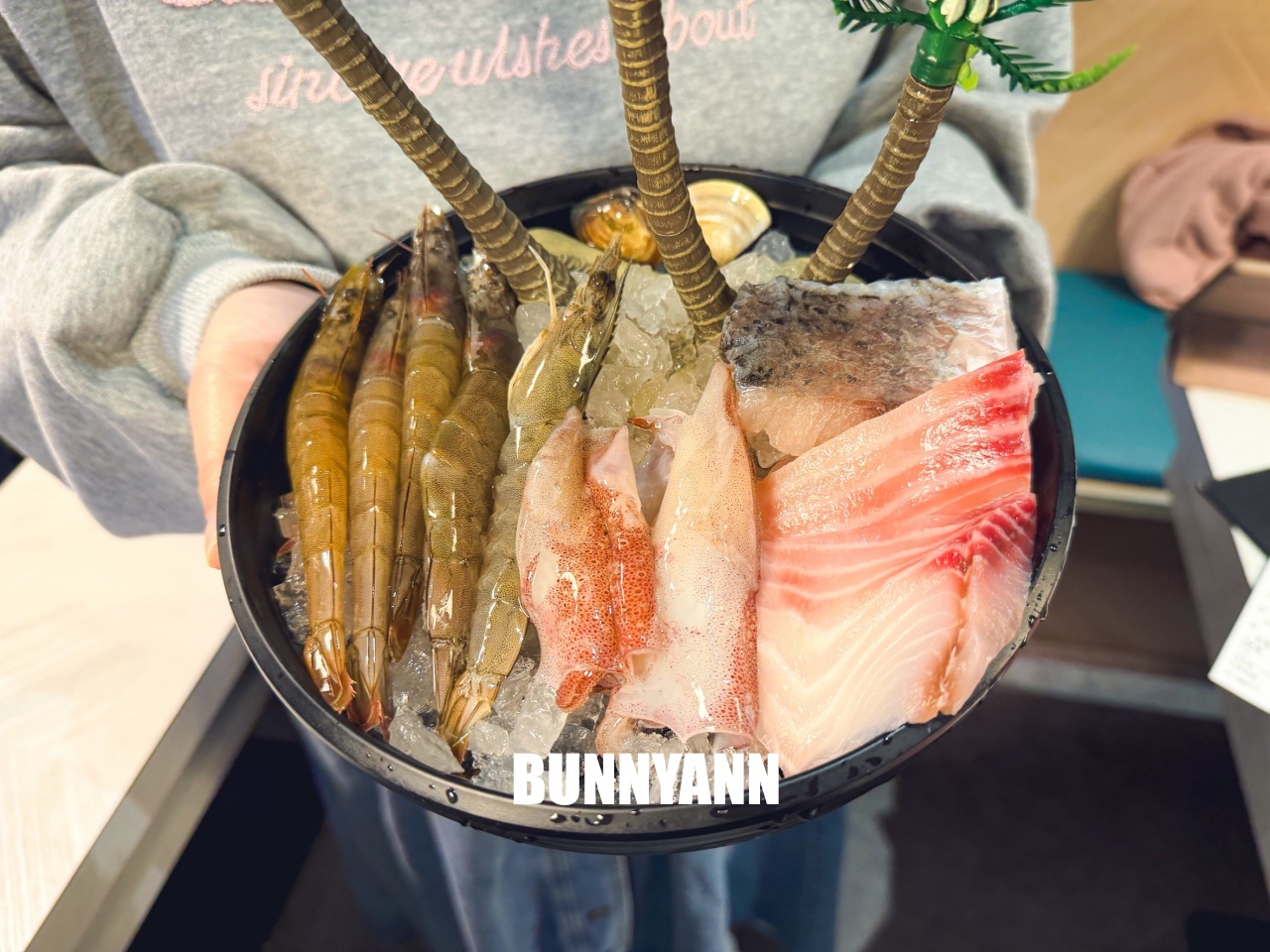 土城火鍋【鍋泰暖南洋火鍋】MAMA麵、泰奶無限暢飲，還有豐盛蔬菜吧吃到飽，讓人一吃再吃