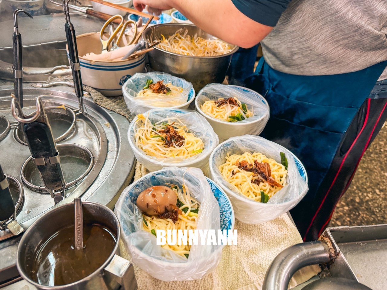 台北美食推薦「三重必吃阿田麵」，傳承數十年的全套麵，隱藏在赤峰街的古早好滋味！