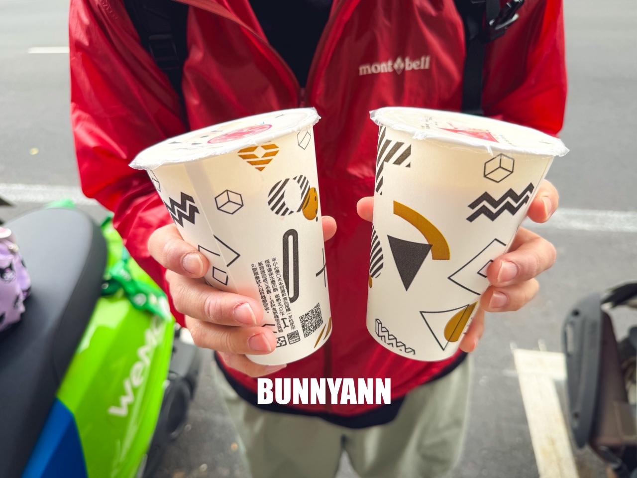 台北【青島豆漿店】杭州南路排隊早餐，必點焦香肉餅與韭菜盒(菜單)