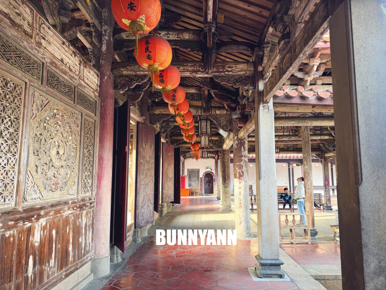 彰化「鹿港龍山寺」國定一級古蹟美如畫，最強八卦藻井必拍，洗滌心靈的文化饗宴！