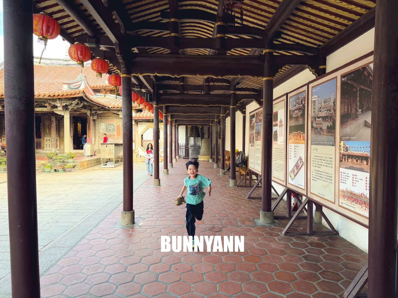 彰化「鹿港龍山寺」國定一級古蹟美如畫，最強八卦藻井必拍，洗滌心靈的文化饗宴！