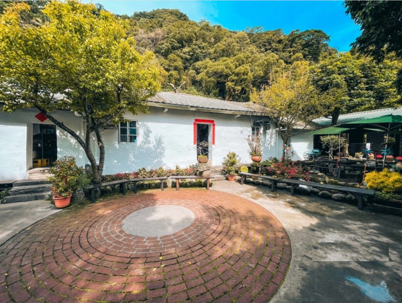 五股【碧瑤山莊庭園餐廳】谷歌4.3顆星評價不錯的土雞餐廳