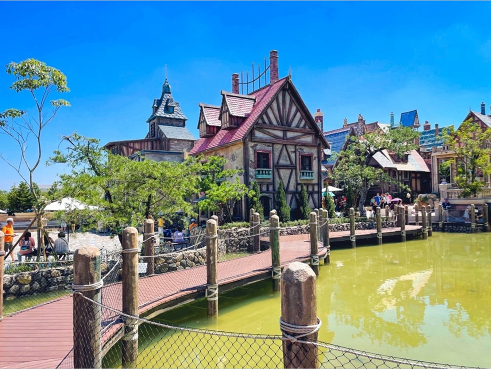 嘉義【歐樂沃築夢城堡】幾乎每個角落都能拍照的巧克力工廠(交通停車)