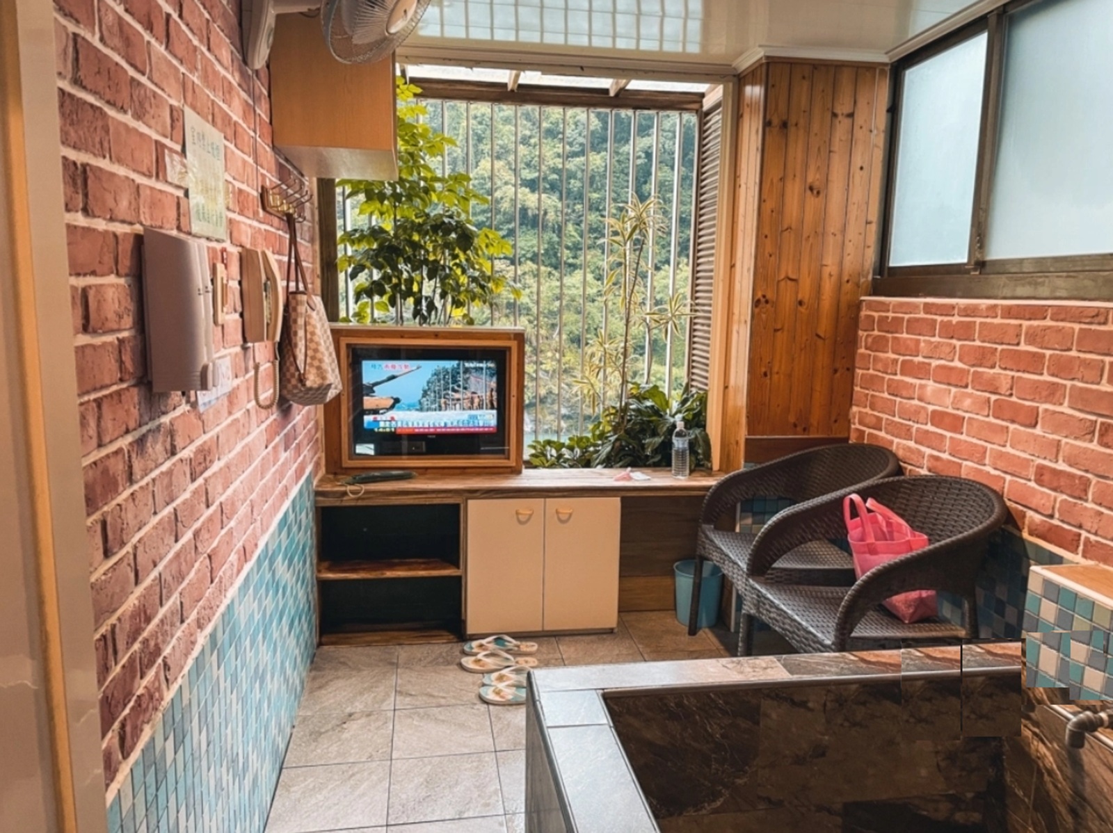 2026烏來【情人溫泉】湯屋內有電視的高CP值溫泉民宿