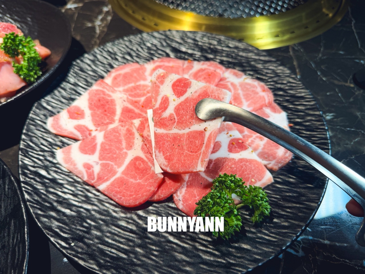 台中北屯最強燒肉！【脂本燒肉北屯店】極上日本A5和牛，絕美星空裝潢CP值超高