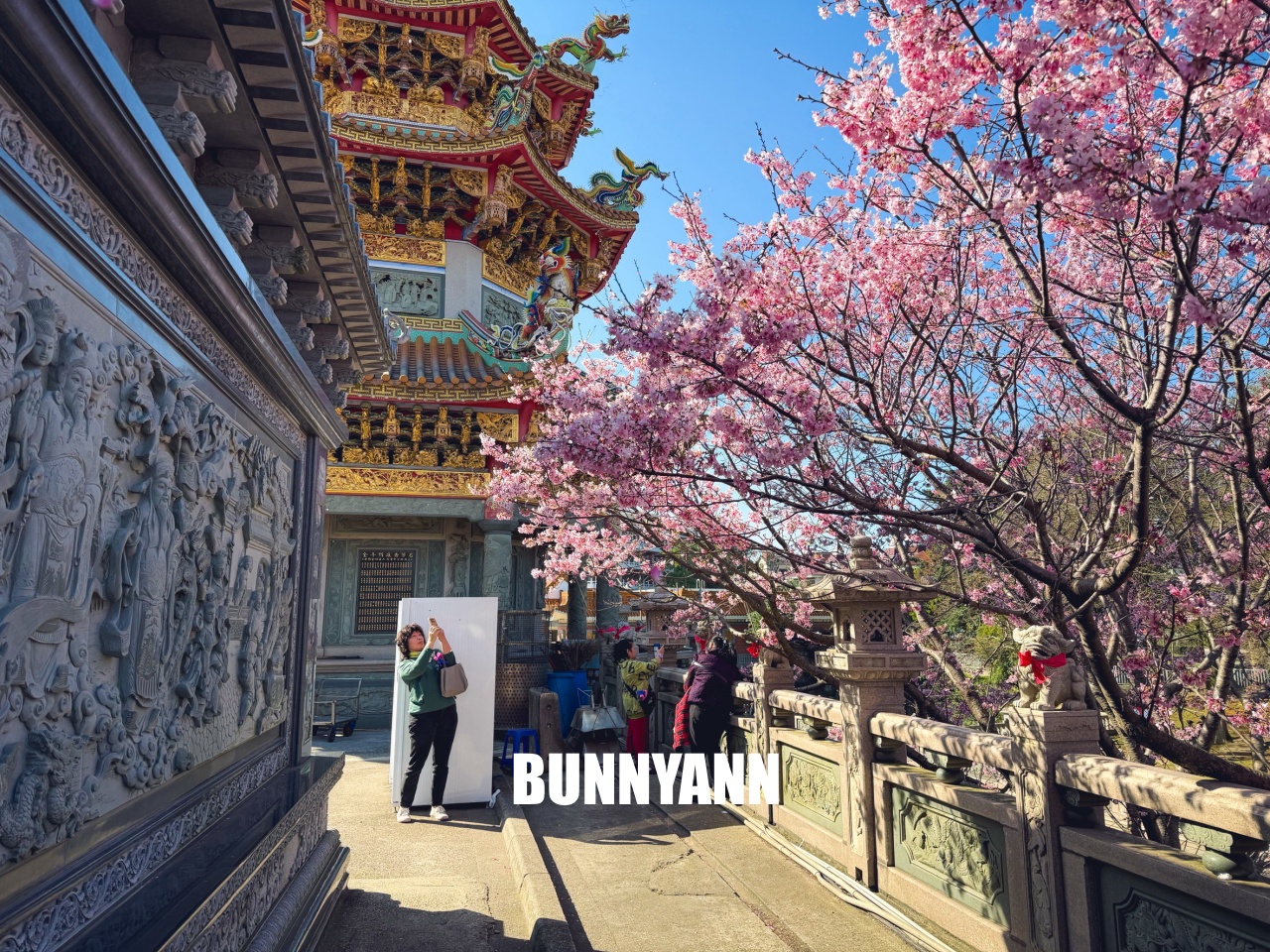 林口竹林山觀音寺，超美江南風庭園與氣派廟宇，祈福賞花一日遊推薦！