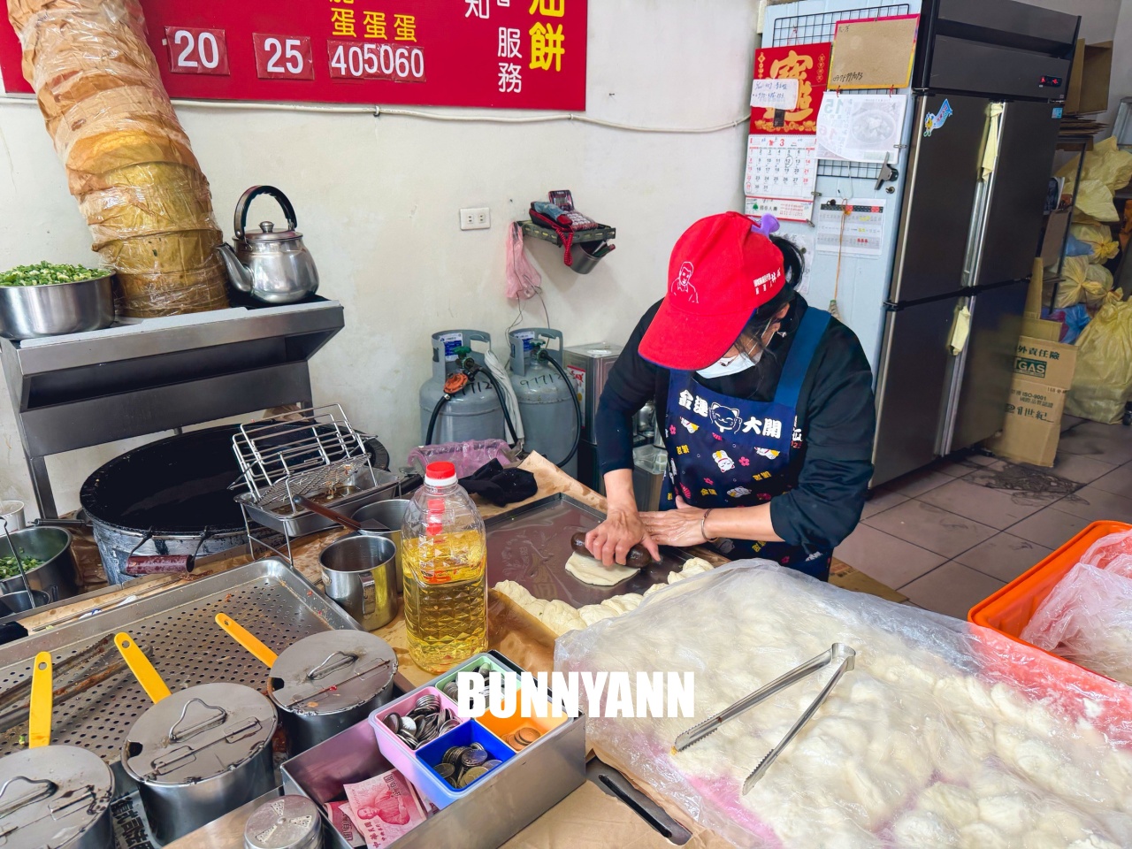 頭城阿嬤蔥油餅，在地人激推的超銷魂酥脆爆蔥大餅，CP值超高必吃！