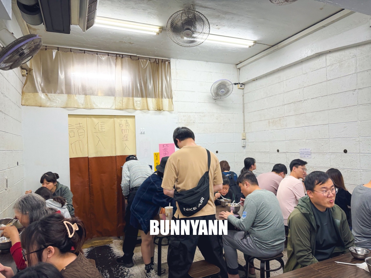 南機場夜市必吃美食!「阿男麻油雞」超軟嫩神級麻油雞腿,排隊也要吃到! 南機場夜市必吃美食!「阿男麻油雞」超軟嫩神級麻油雞腿,排隊也要吃到!