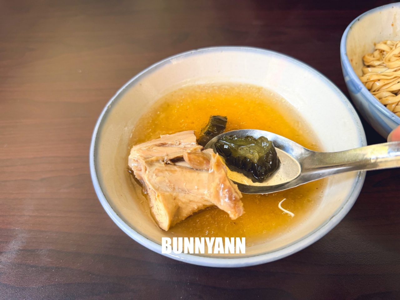 很少人知道這間，卻是在地50年麵攤，35元麻醬麵是招牌