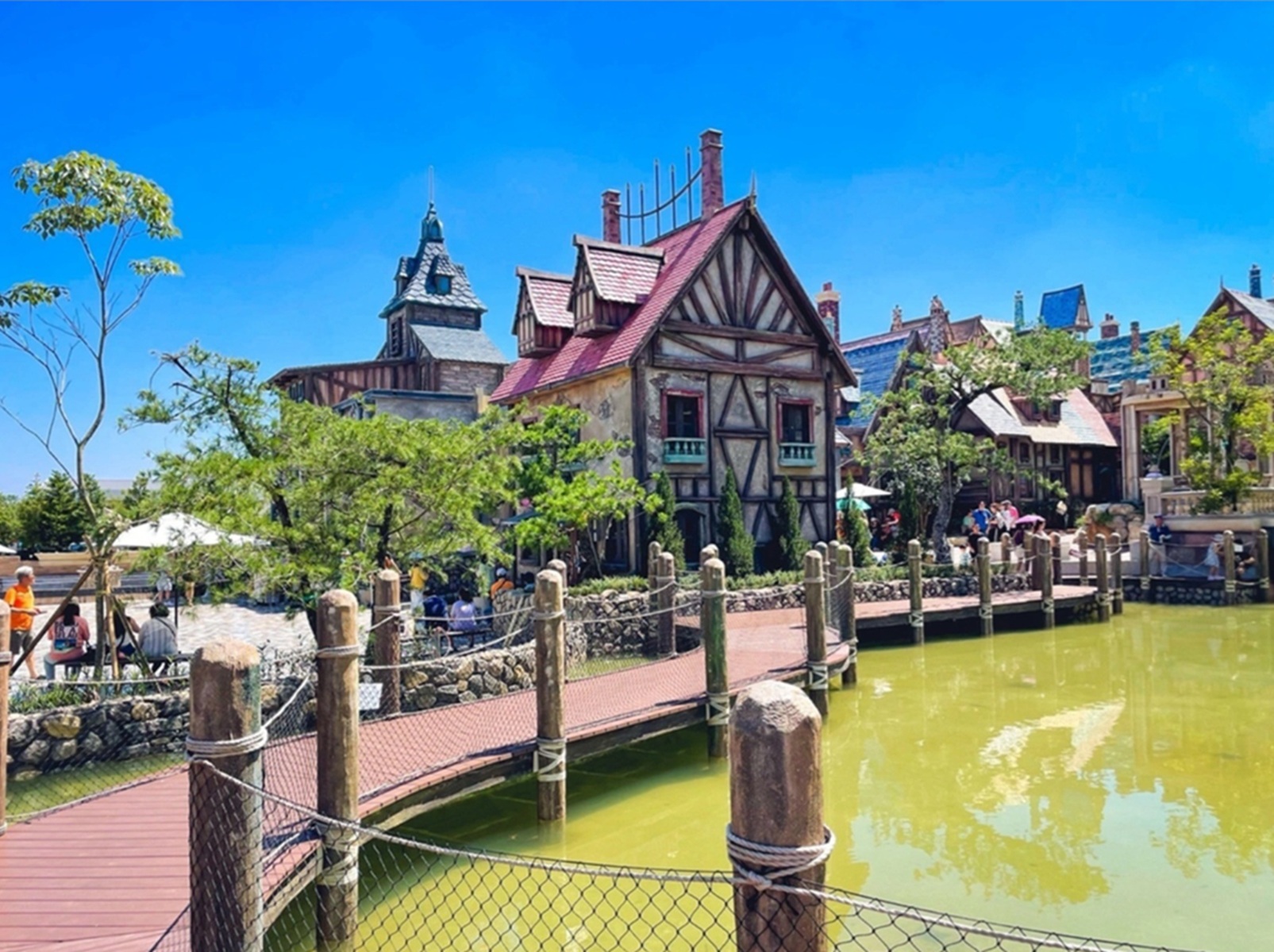 嘉義【歐樂沃築夢城堡】幾乎每個角落都能拍照的巧克力工廠(交通停車)