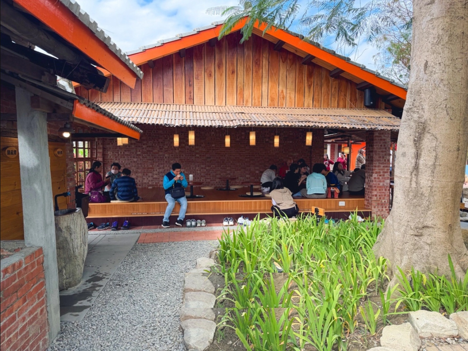 發現的人還沒很多，就是落羽松庭院，低消百元能待整天，日式風情是招牌