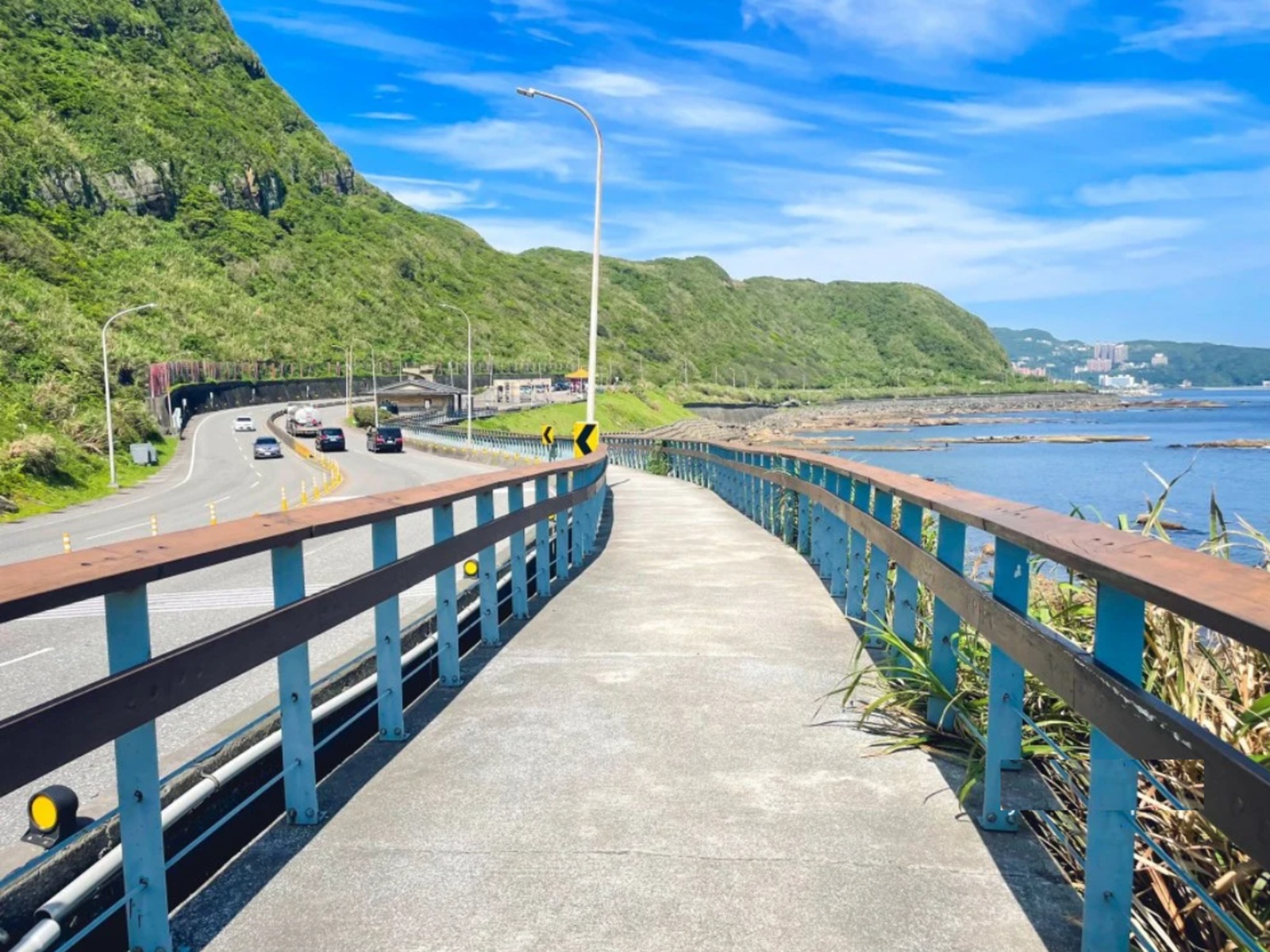 新北萬里【獅子公園】朝向大海的步道，來回一小時輕鬆走完。 @小兔小安*旅遊札記