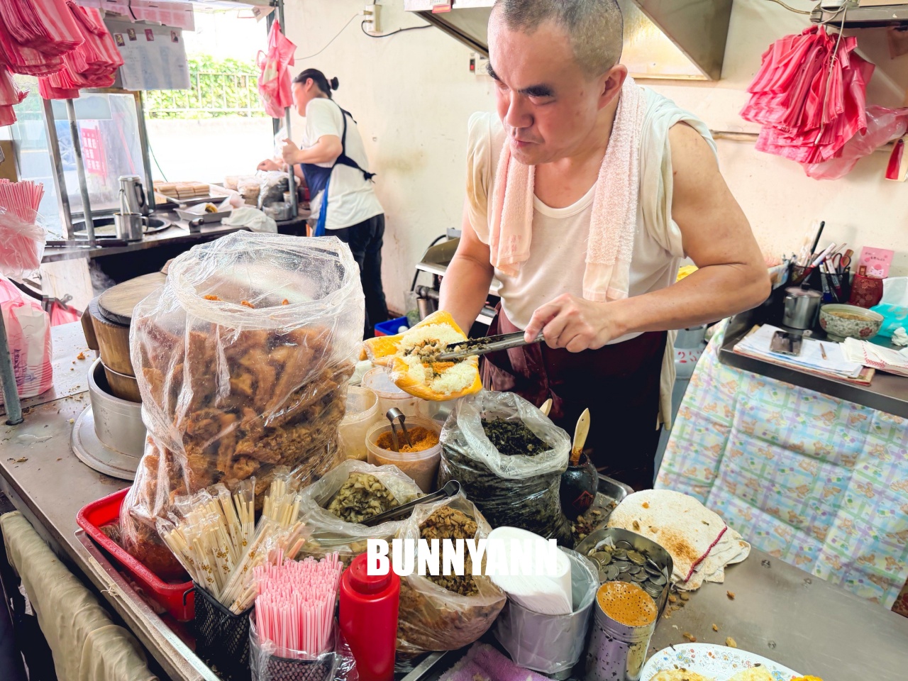 住附近都不一定吃過，就是飯糰店家，點個一份飽到隔天，豆漿也是招牌