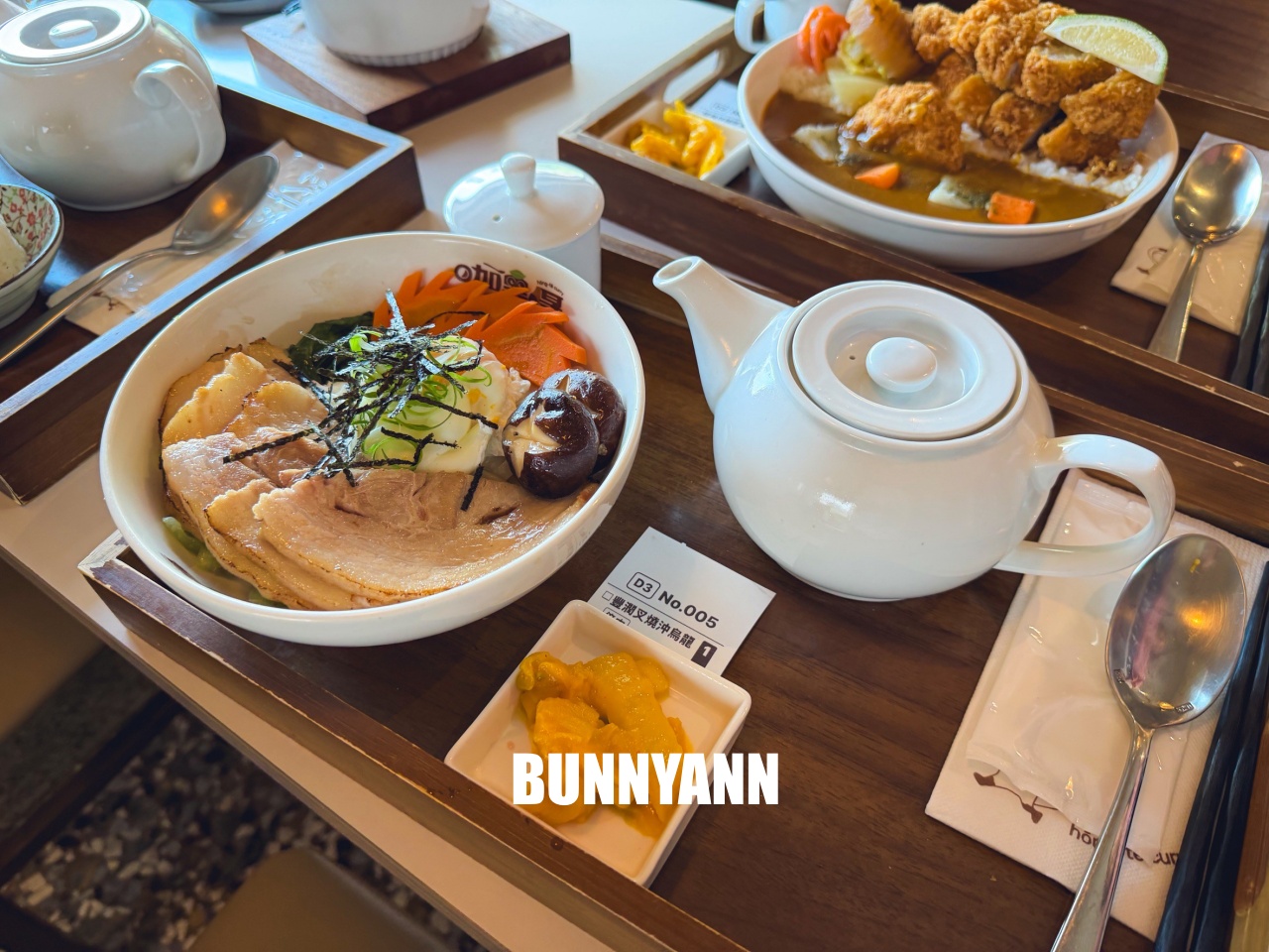 臺中必吃創意美食！咖哩厚台灣茶咖哩香氣逼人，還有超萌兒童餐，全家人都愛！