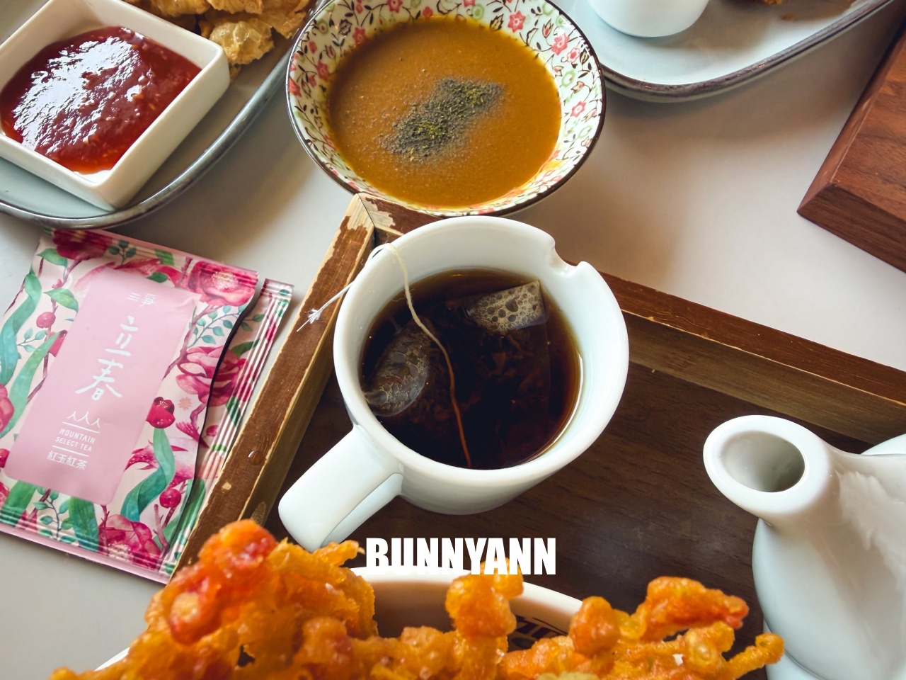 臺中必吃創意美食！咖哩厚台灣茶咖哩香氣逼人，還有超萌兒童餐，全家人都愛！