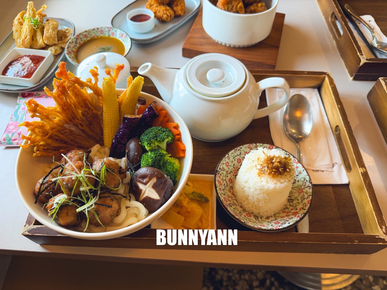 臺中必吃創意美食！咖哩厚台灣茶咖哩香氣逼人，還有超萌兒童餐，全家人都愛！