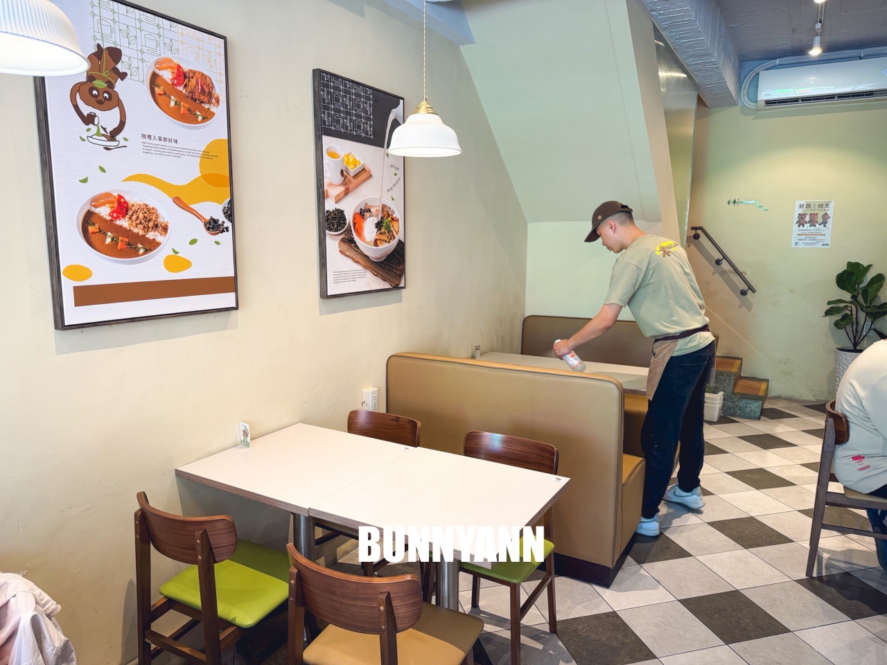 臺中必吃創意美食！咖哩厚台灣茶咖哩香氣逼人，還有超萌兒童餐，全家人都愛！