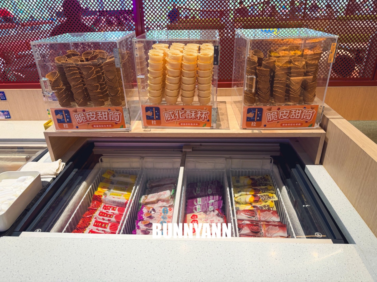 一半人沒吃過！是熱菜吃到飽店家，低消390就能吃超飽，百樣餐點是招牌