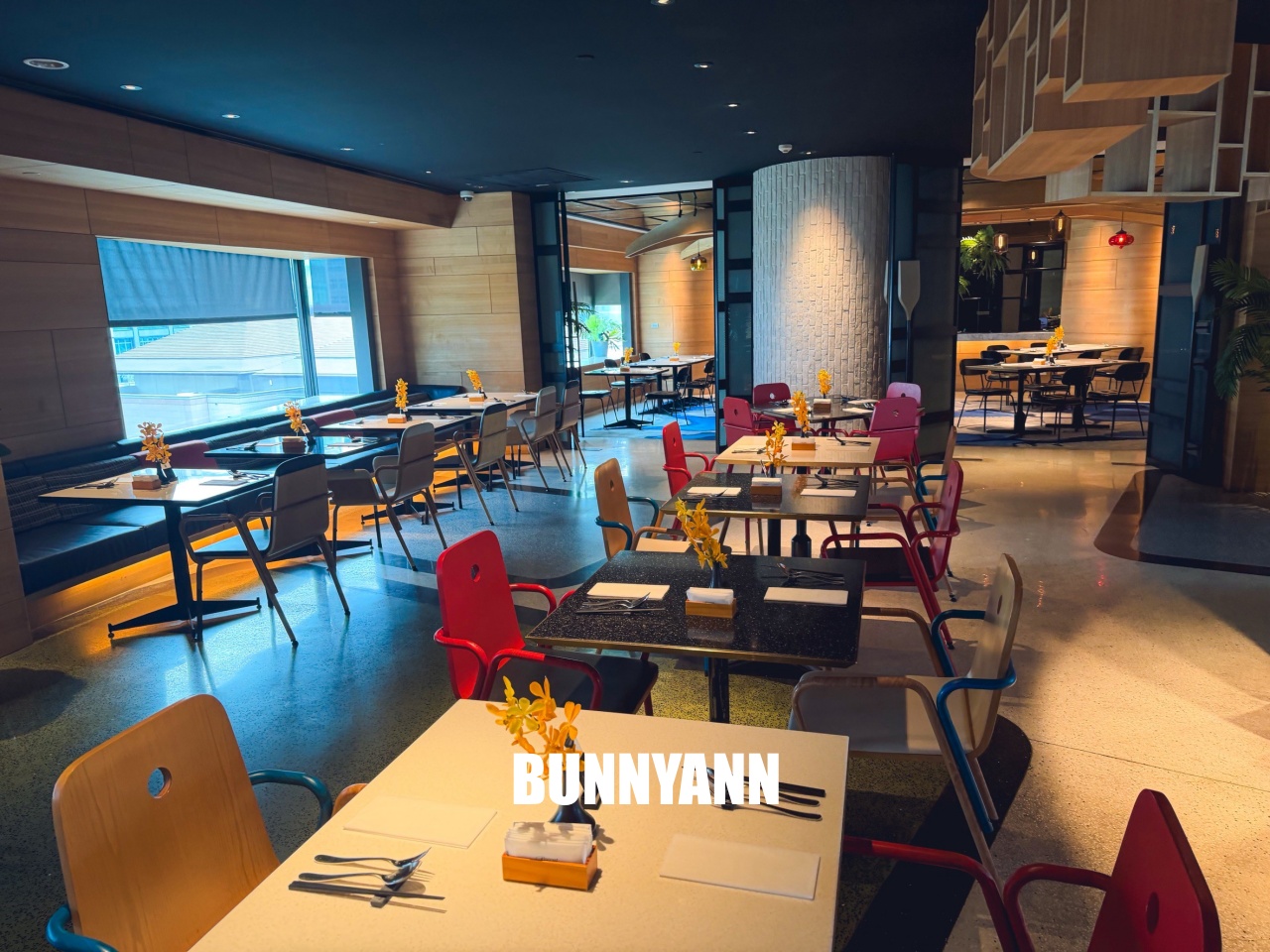 大直最強泰式料理吃到飽！泰市場大直英迪格店，北海道蟹、牛排無限爽吃！