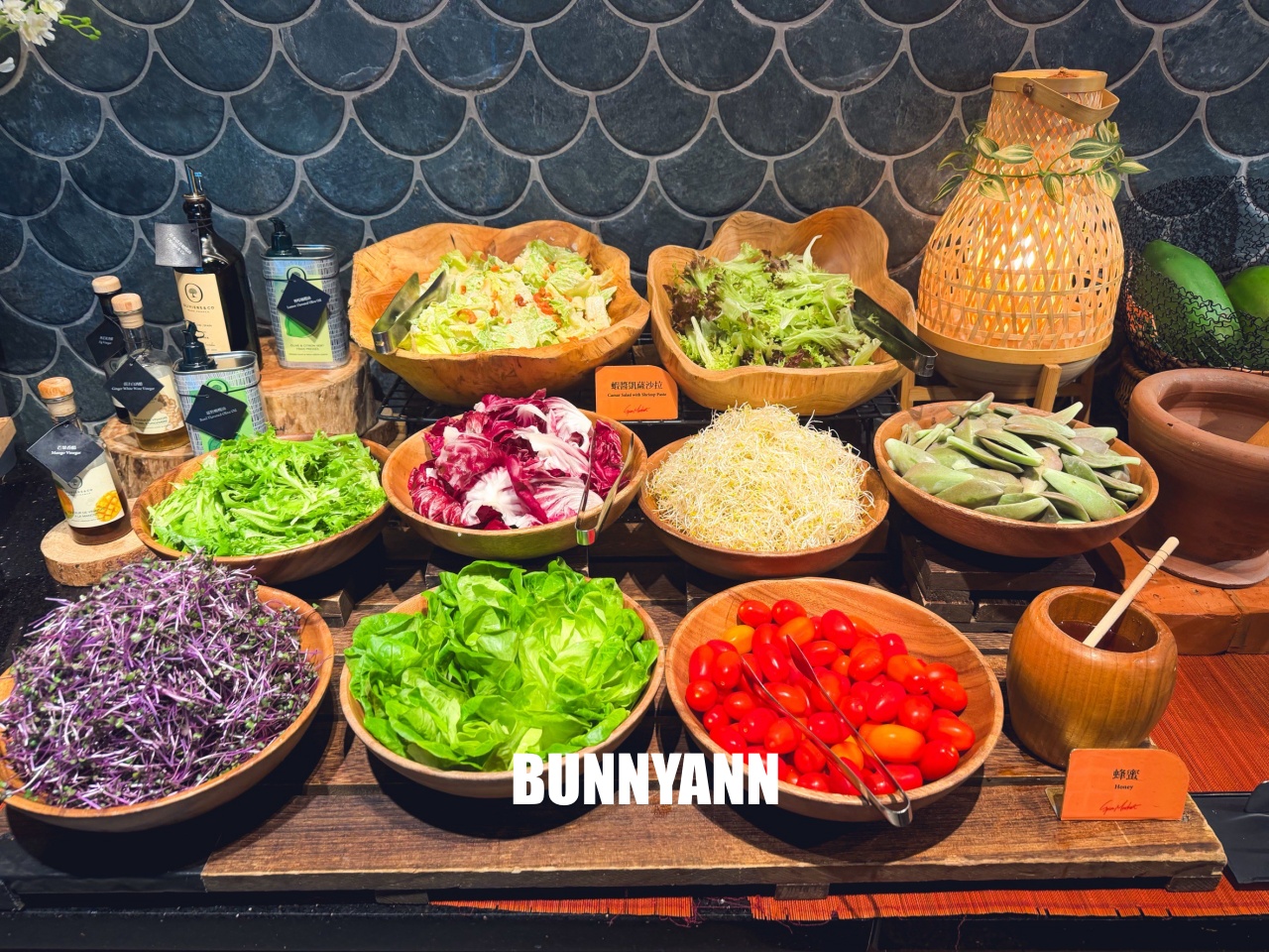 大直最強泰式料理吃到飽！泰市場大直英迪格店，北海道蟹、牛排無限爽吃！