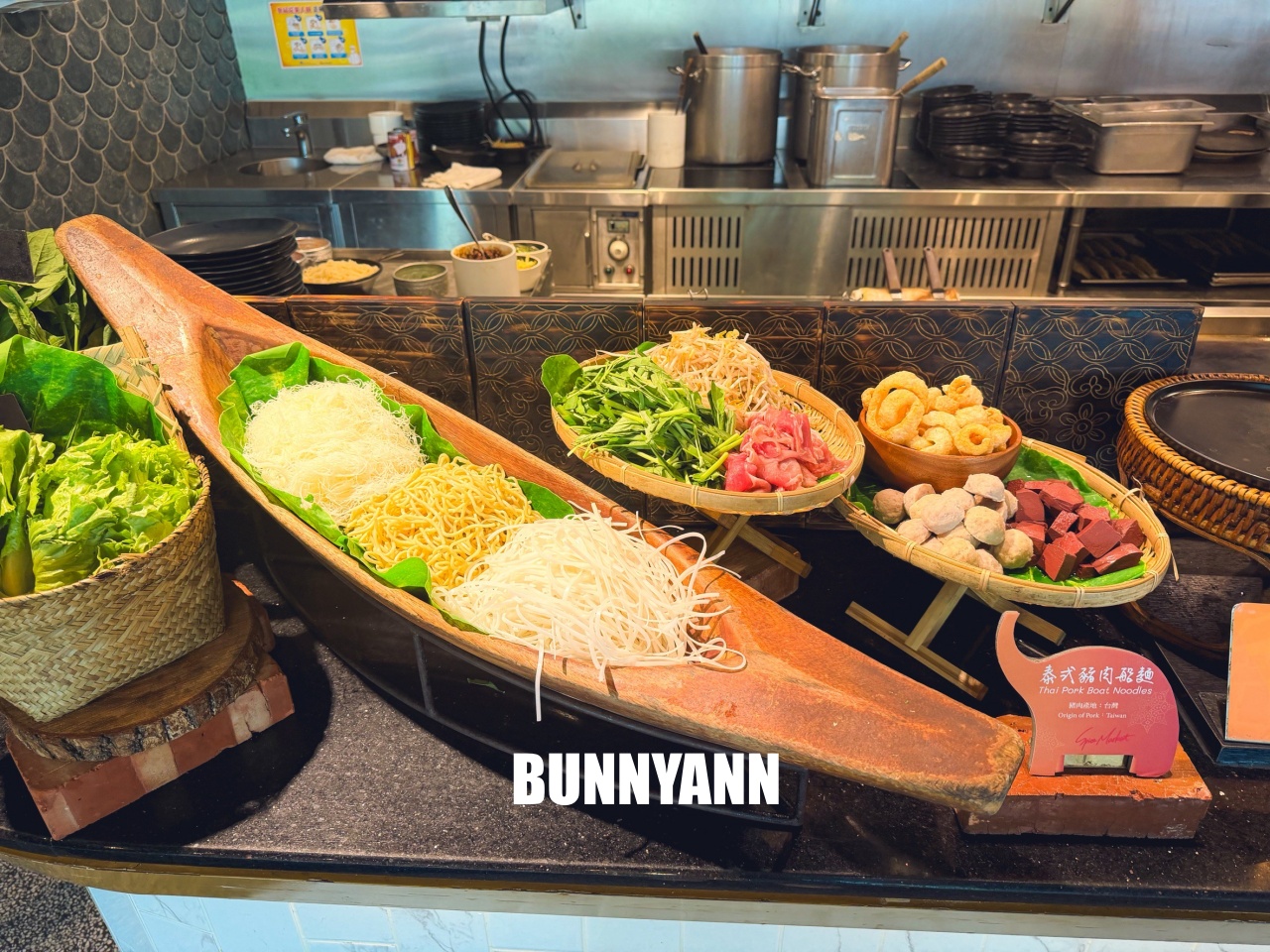 大直最強泰式料理吃到飽！泰市場大直英迪格店，北海道蟹、牛排無限爽吃！