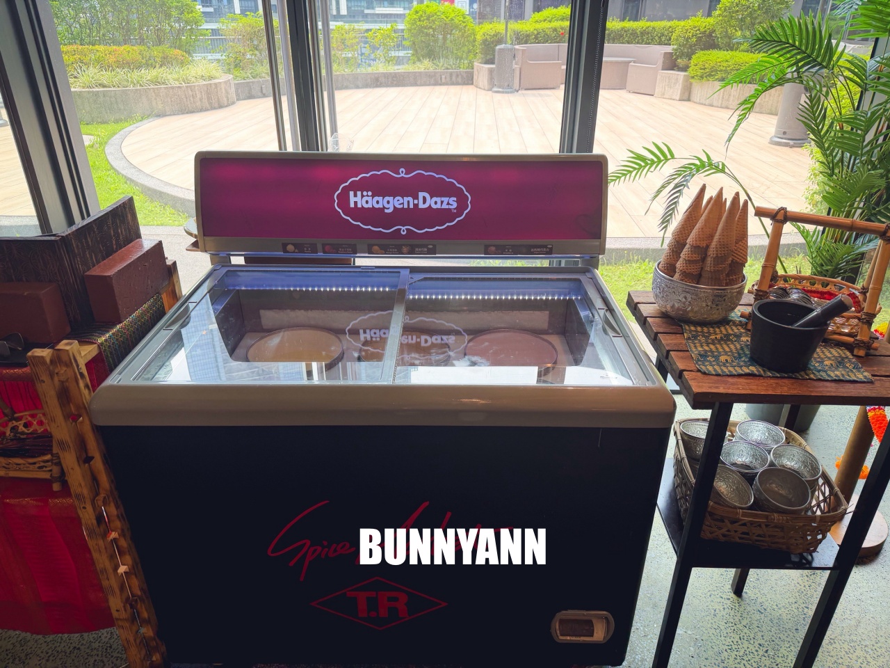 大直最強泰式料理吃到飽！泰市場大直英迪格店，北海道蟹、牛排無限爽吃！