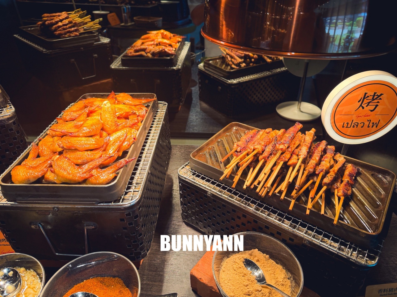 大直最強泰式料理吃到飽！泰市場大直英迪格店，北海道蟹、牛排無限爽吃！