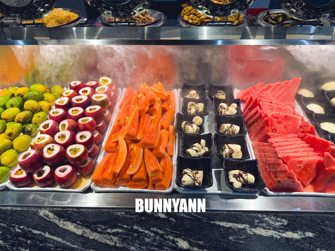 還很多人沒吃過！是熱菜吃到飽店家，最低消費390吃超飽，百種餐點是招牌主打