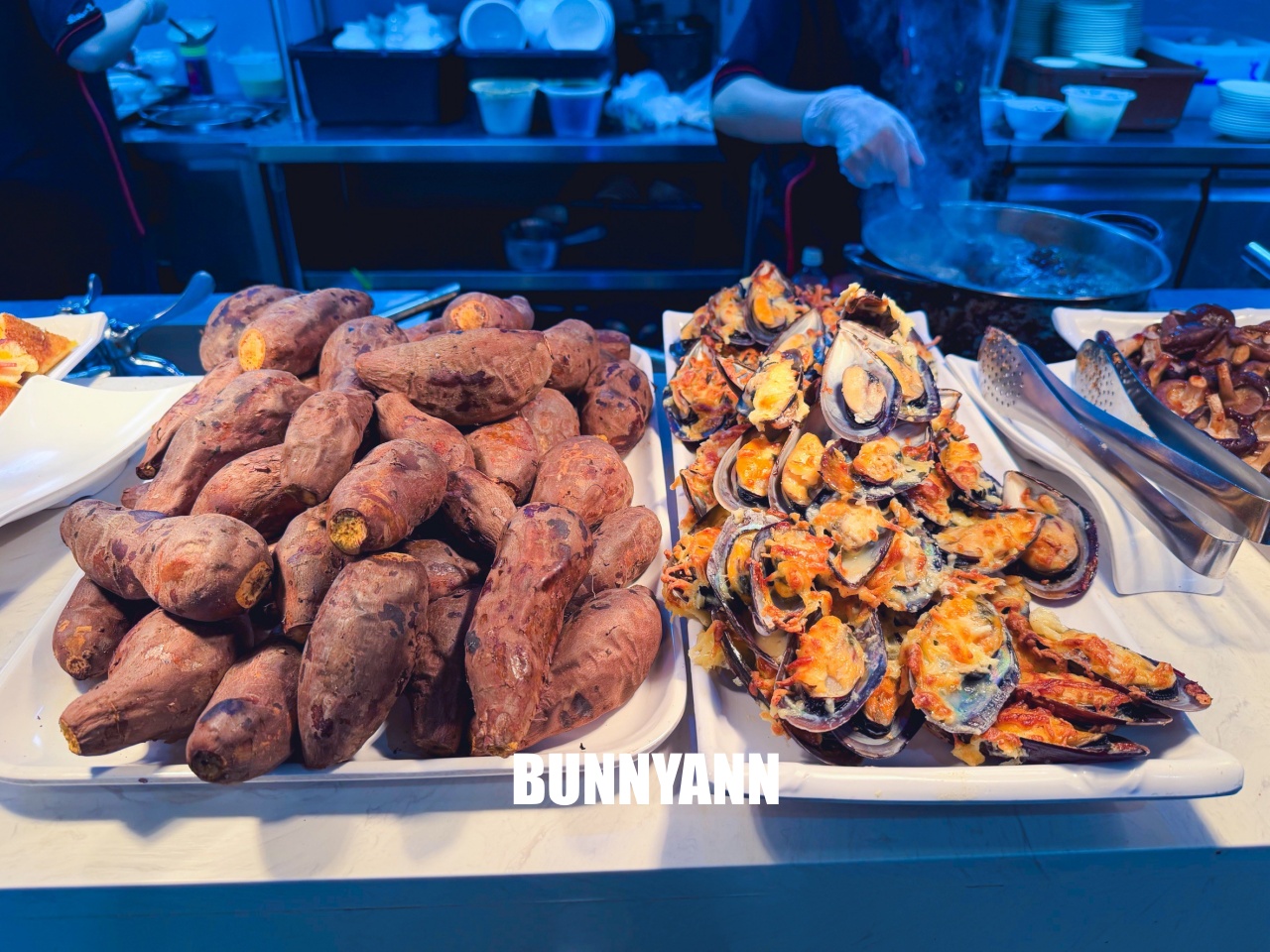 還很多人沒吃過！是熱菜吃到飽店家，最低消費390吃超飽，百種餐點是招牌主打