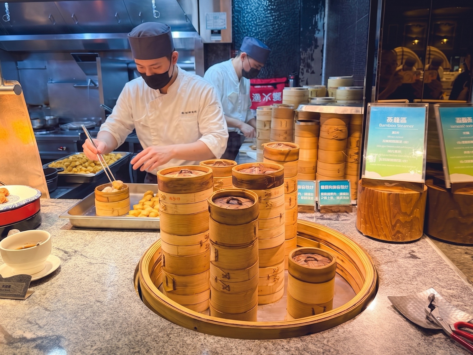 饗食天堂信義店