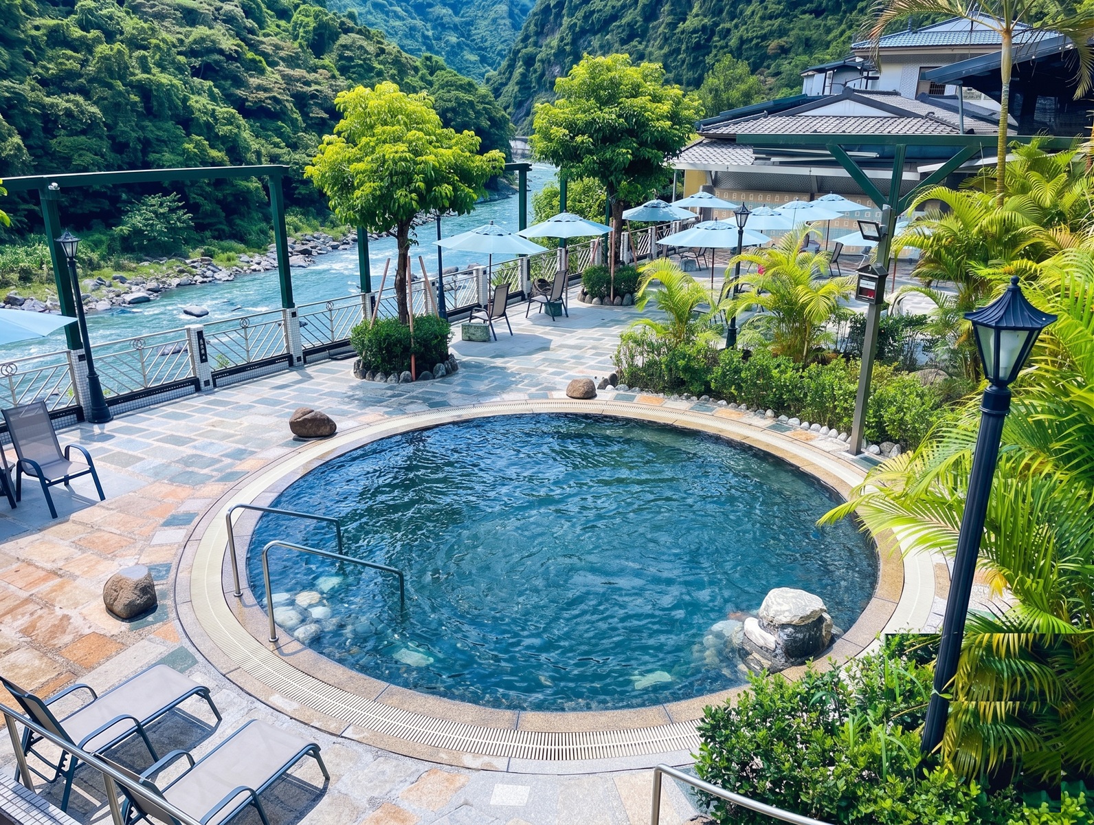 日月光溫泉山莊